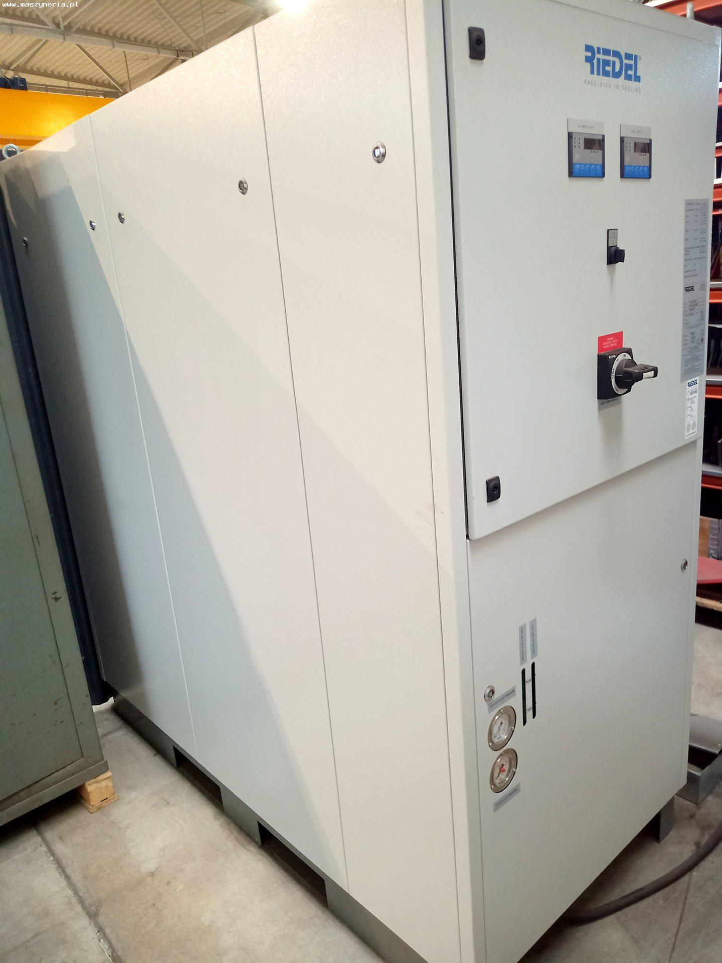 Robot di saldatura FANUC M-710iC/50 in vendita - foto 13